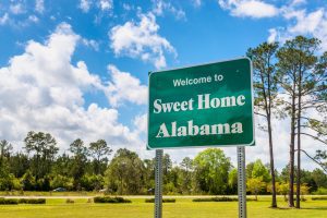 Welcome,To,Sweet,Home,Alabama,Road,Sign,Along,Interstate,10