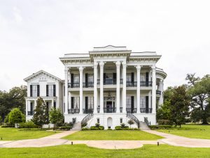 The 30 Most Beautiful Small Towns in Louisiana