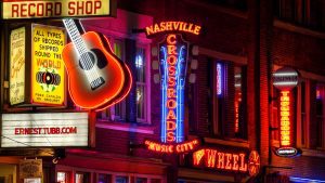 Nashville,,Tennessee,-,July,7th:,Neon,Signs,At,Night,Along