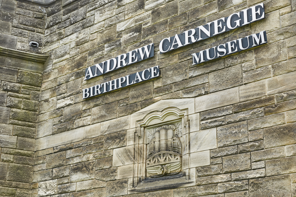  Andrew Carnegie